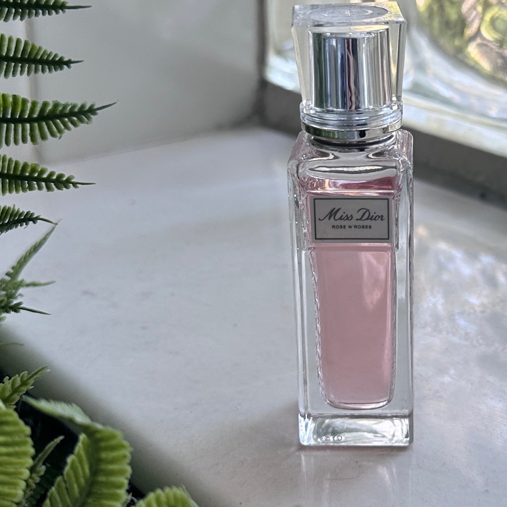 Miss Dior Rose n’roses perfume
